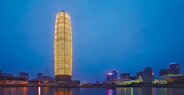 绿地中心千玺广场.jpg